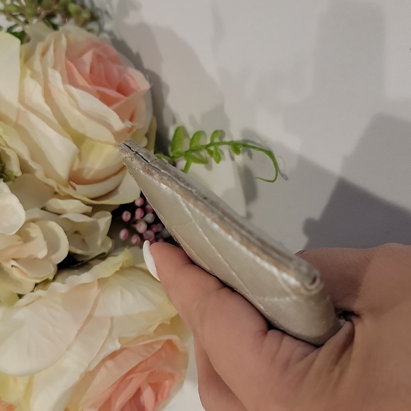 Authentic CHANEL card wallet - Picture 6 of 15